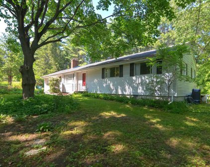3 Tally Ho Ln, Wayland