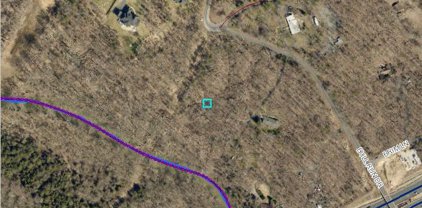 7400 Bull Run Dr, Centreville