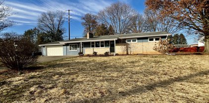 816 W Keller St, Mechanicsburg