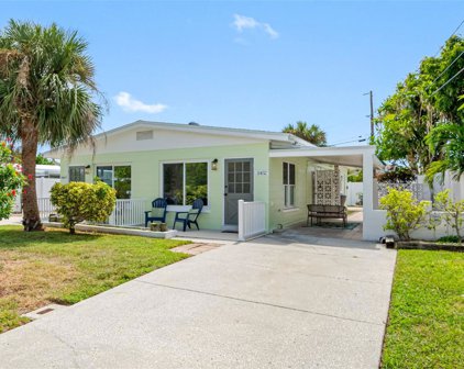 11450 2nd Street E, Treasure Island