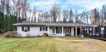 4953 Blooming Grove Rd, Glenville