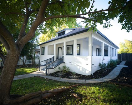 338 Grove Street, Roseville