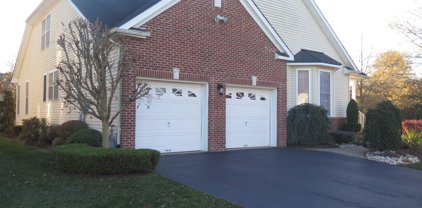 417 Edinburgh Place, Marlboro
