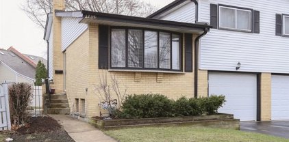 1735 N Wilshire Avenue, Arlington Heights