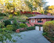 22 S Ridgewood Road, Kentfield image