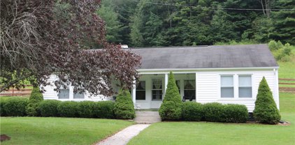 1934 Rich Hill Road, Creston