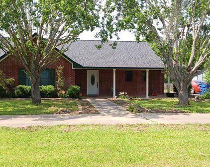 1508 Bronco Trail, Angleton