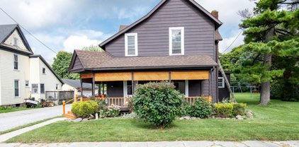 188 E Sandusky Street, Mechanicsburg