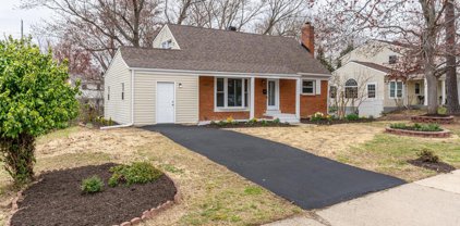 14700 Ashdale Ave, Woodbridge