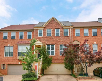 20933 Trinity Sq, Sterling
