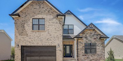 1306 Highgrove Ln, Clarksville