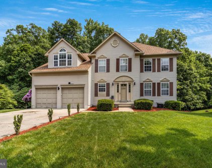 8808 Gladeside Dr, Clinton