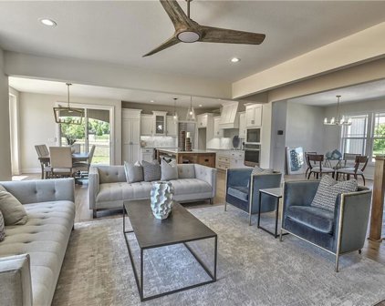 6606 McCormick Drive, Shawnee
