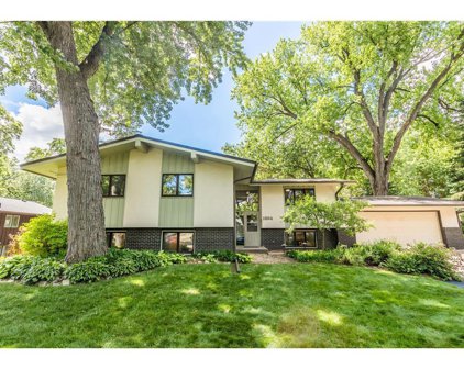 1894 Stowe Avenue, Arden Hills