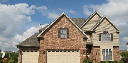 1021 Estancia Lane, Algonquin
