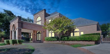 4716 Lakeside  Drive, Colleyville