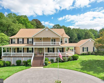 845 Jessica Lee Dr, Westminster