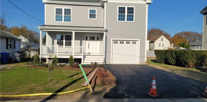 36 Miles Avenue, East Providence