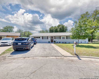 317 Studer Cr, Uvalde