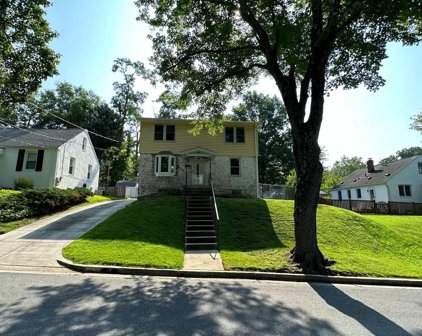 10803 Hobson St, Kensington