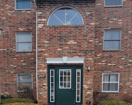 4307 W Shamrock Lane Unit #2A, Mchenry