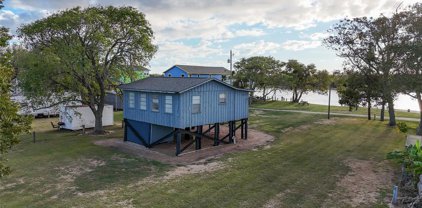 398 Private Road 670, Matagorda