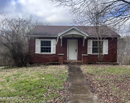 831 W Ford Valley Rd, Knoxville
