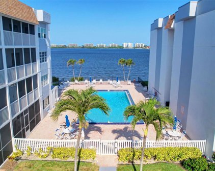 1516 S Lakeside Dr Unit #411, Lake Worth