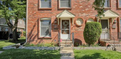 19923 Great Oaks Circle N, Clinton Twp