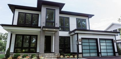 6936 Hector Rd, Mclean