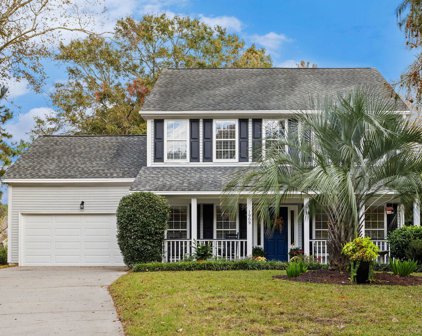 1909 Oak Tree Lane, Mount Pleasant