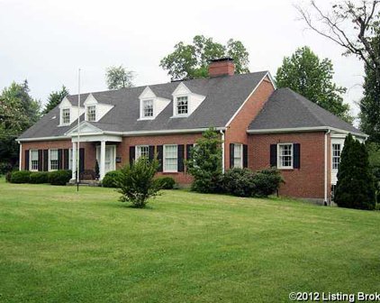 1207 Washington St, Shelbyville