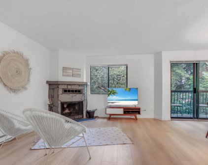 7144 133b Street Unit 210, Surrey