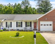 495 Flagstone, Rossville image
