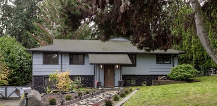 8202 110th Street E, Puyallup