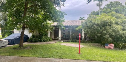 165 Sunset Way, Miami Springs