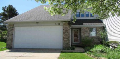 5482 Country Club Lane, Grand Blanc
