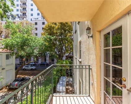 323 Navarre Ave Unit #206, Coral Gables