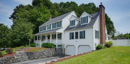 54 Biscuit Hill Dr, Leominster