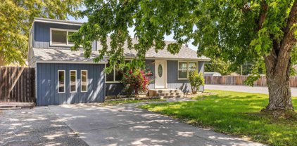 1926 W 2nd Ave, Kennewick