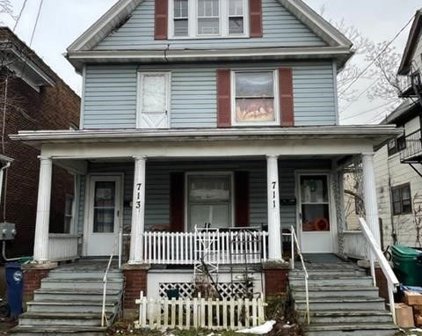711 Augustus  Place, Niagara Falls-City-291100