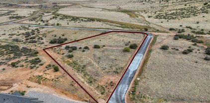 9198 E Pastures End, Prescott Valley