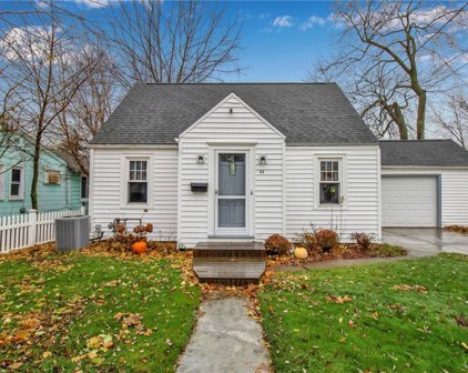 44 Barnsdale Avenue, West Seneca