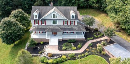 5849 Charlyn   Road, Sykesville