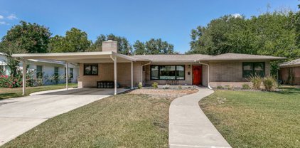 327 Tophill Rd, San Antonio