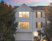 10556 Forest Hill Dr Unit 7-B, Mccandless image