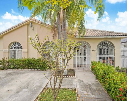 2784 W 70th St, Hialeah