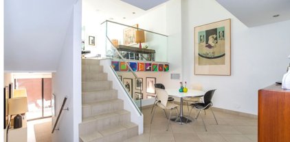 1033  Carol Dr Unit T9, West Hollywood
