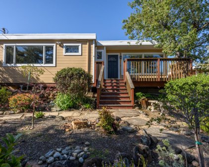 1305 Harrison AVE, Redwood City
