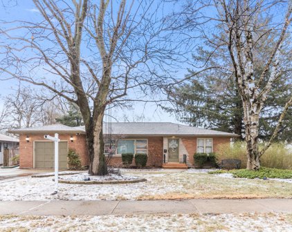 328 Le Grande Boulevard, Aurora